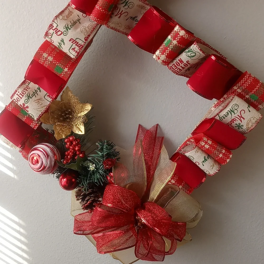 Christmas Square Wreath